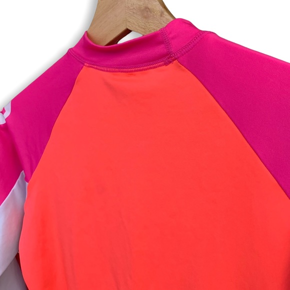 Roxy Rash Guard - Picture 8 of 9